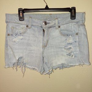 american eagle mid rise light denim jean shorts